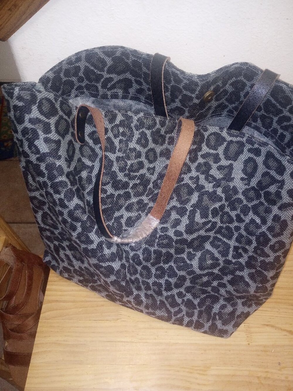 The Royal Standard Bag